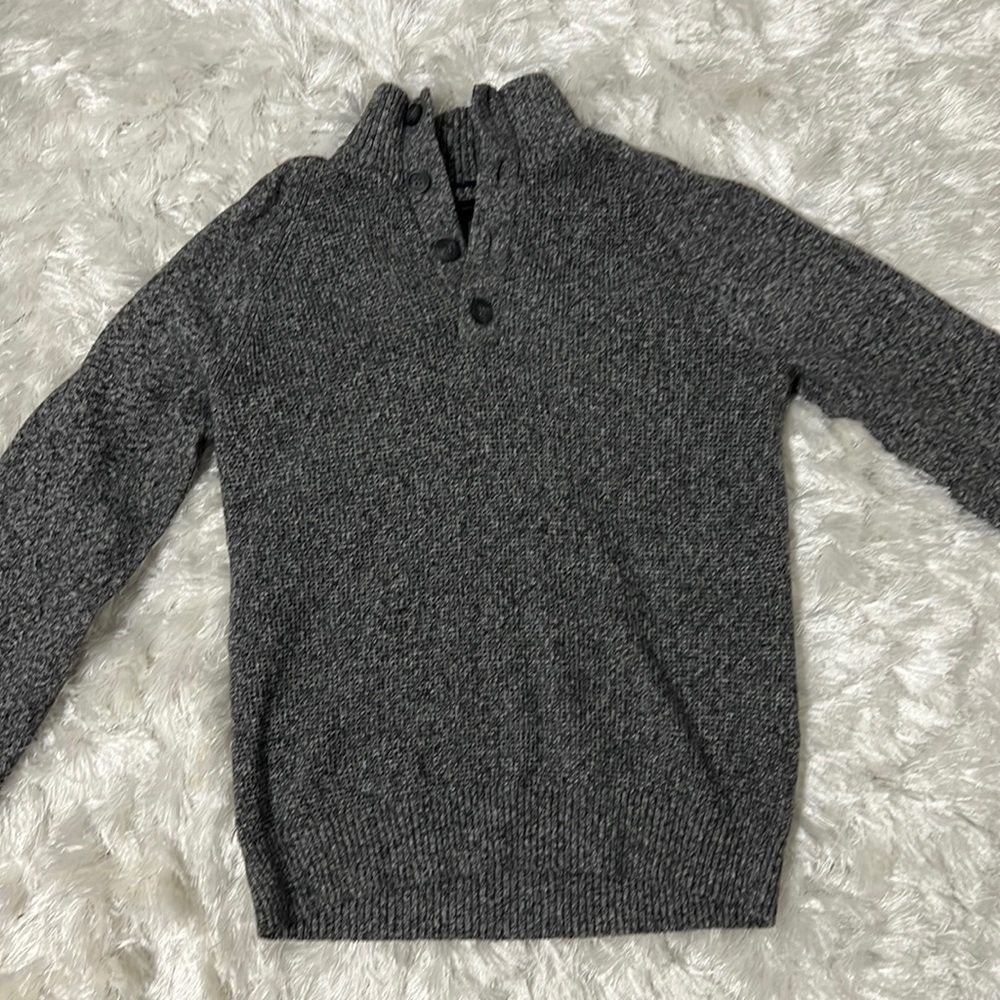 Banana Republic Mens Knit Sweater with 4 buttons